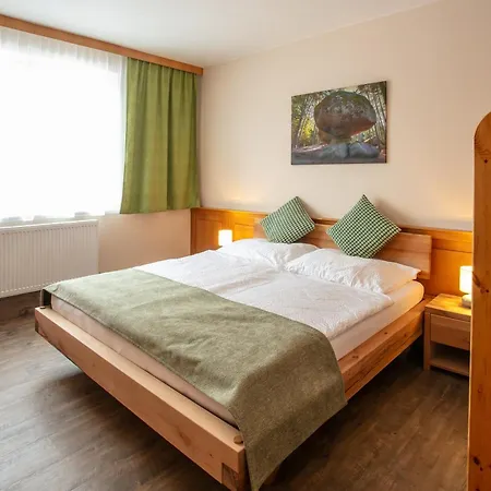 Vero Living & 3* Hoheneich